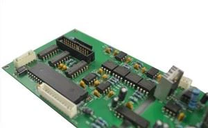 Assemblaggio PCB per scheda di comunicazione wireless